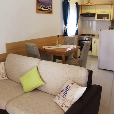 Apartman Dalibor * Drage